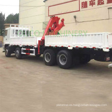 Grúa montada sobre camión con brazo articulado hidráulico de 8 toneladas de China fabricada en fábrica en el cilindro de China